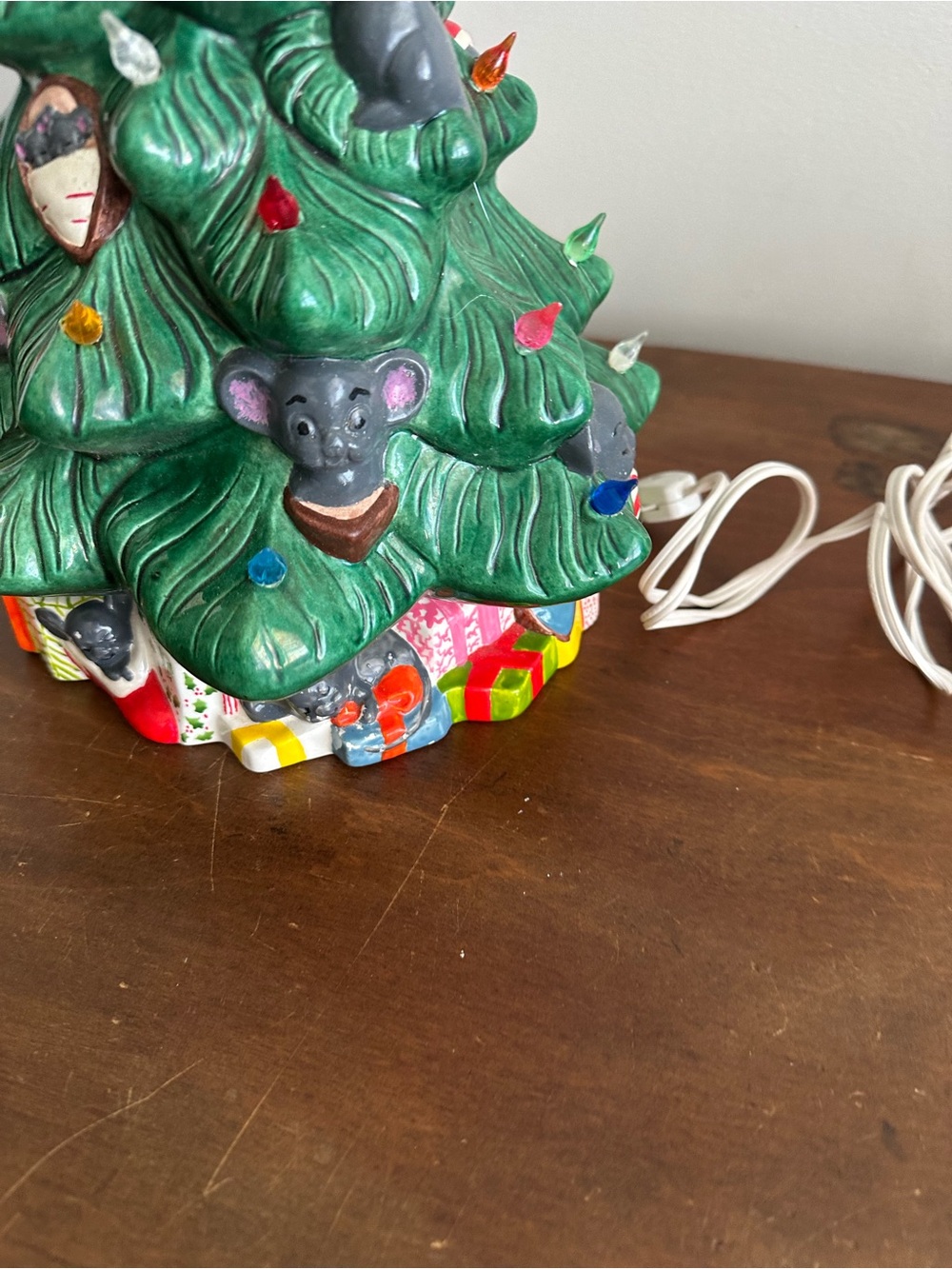 Vintage ceramic painted Christmas tree light rare with mice - Picture 3 of 11